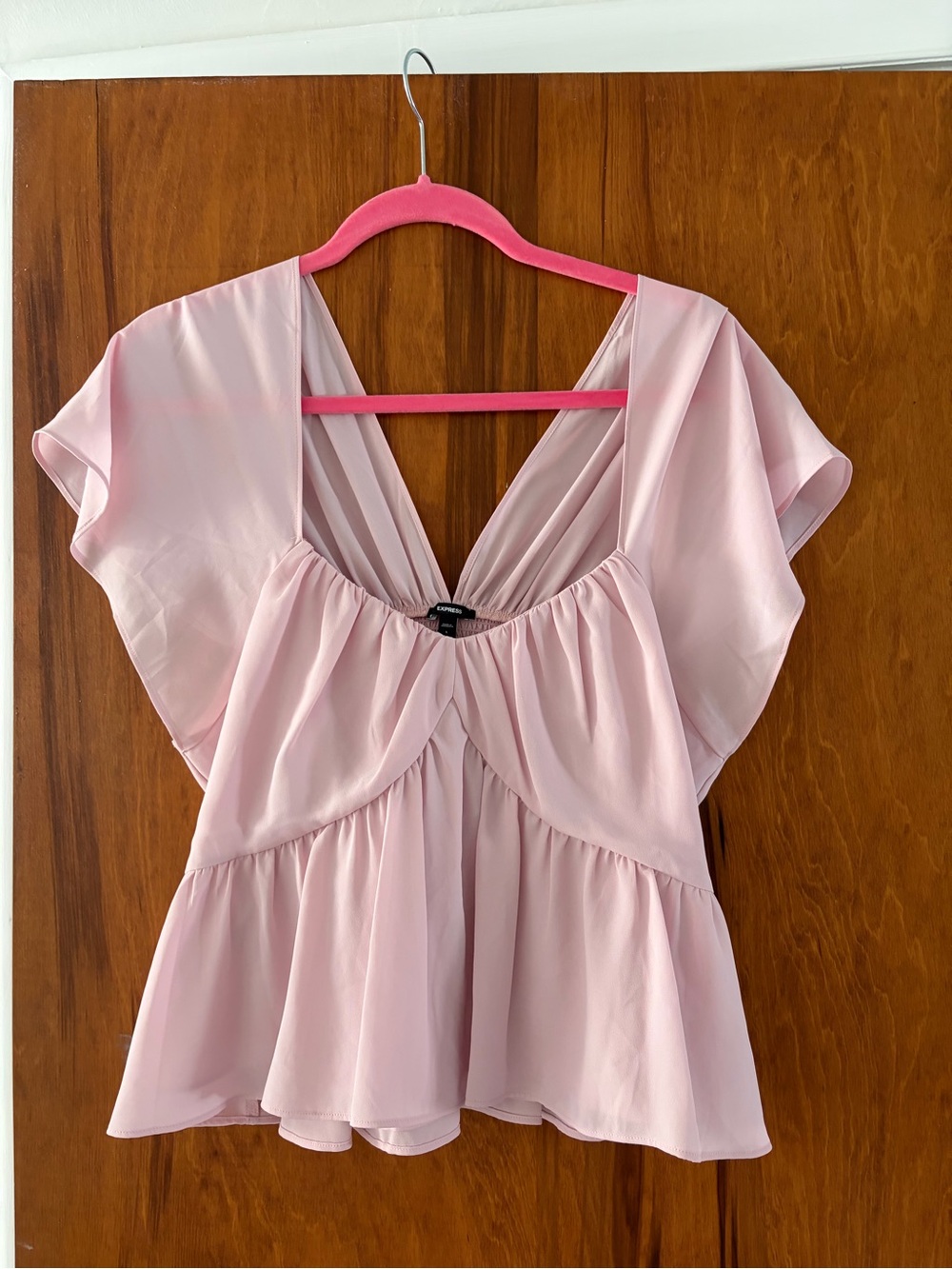 Express Light Pink Flutter Sleeve V-Neck Peplum Top